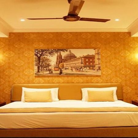 ดิ เอมเมอรัลด์ คลับ Hotel ราชโกฎิ ภายนอก รูปภาพ