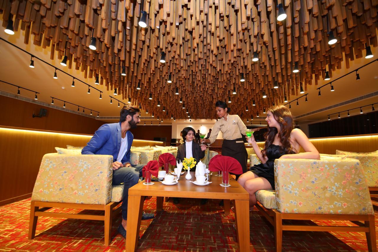 ดิ เอมเมอรัลด์ คลับ Hotel ราชโกฎิ ภายนอก รูปภาพ